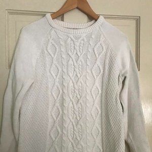 Vinyard Vines Size S Cable Neck Sweater